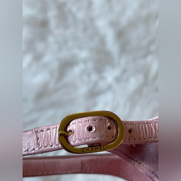 CHANEL Satin Pearl Heels - Picture 4 of 8